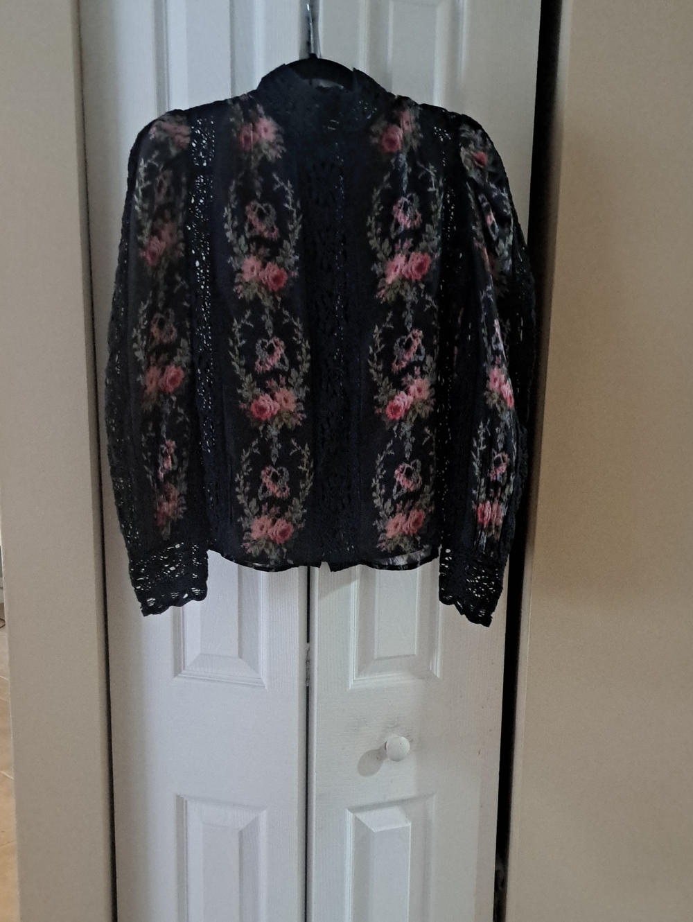 LoveShack Fancy Jacque Black Silk & Lace Blouse SzS Excellent